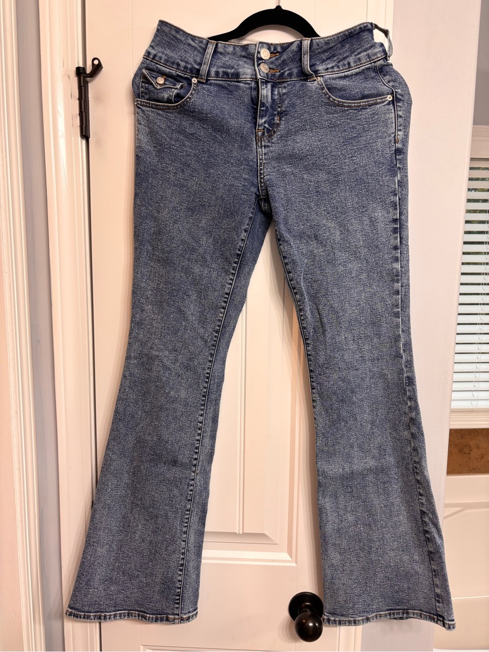 PacSun Women's Mid-Blue Flare Jeans